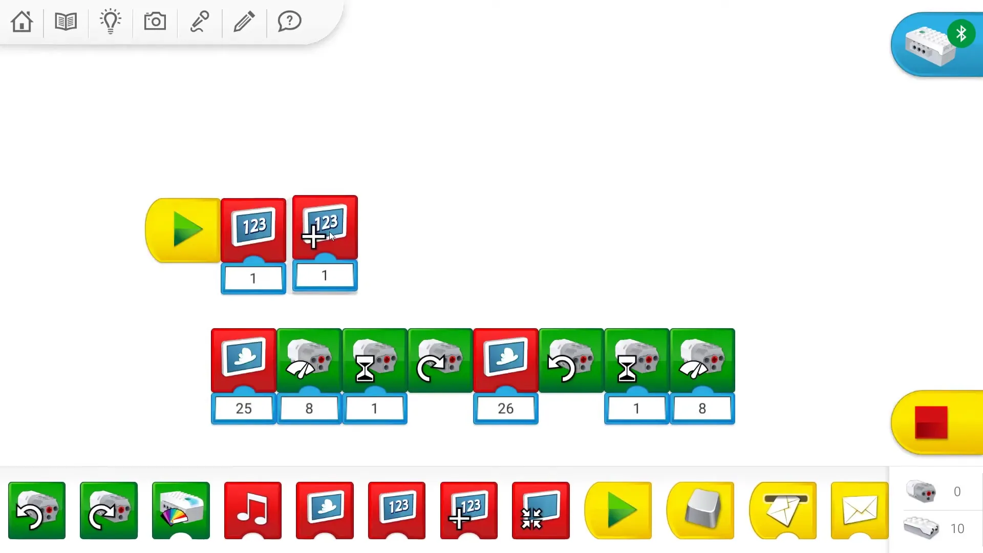 Красные блоки экрана WeDo 2.0: вывод числа и прибавление; отдельно показана фоновая картинка